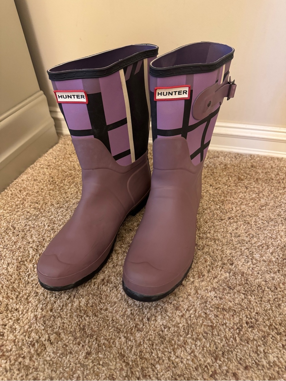 Hunter Women's Purple Plaid Short Rain Boots - Picture 2 of 5